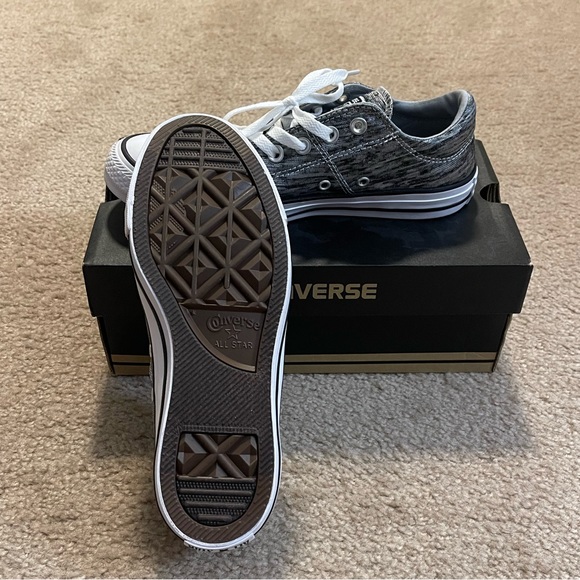 Converse CTAS Madison OX (NWT) - Picture 5 of 7